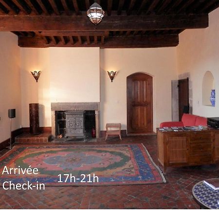 Chambres D'Hotes La Prevote - Ancien Couvent Contre La Cathedrale Le Puy-en-Velay Bagian luar foto