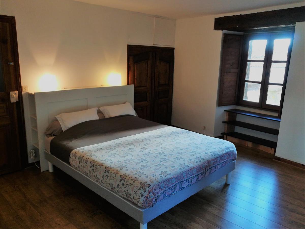 Chambres D'Hotes La Prevote - Ancien Couvent Contre La Cathedrale Le Puy-en-Velay Bagian luar foto