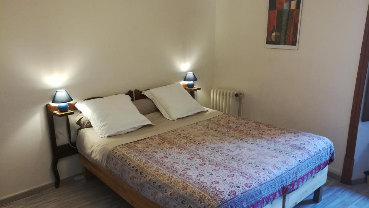 Chambres D'Hotes La Prevote - Ancien Couvent Contre La Cathedrale Le Puy-en-Velay Bagian luar foto